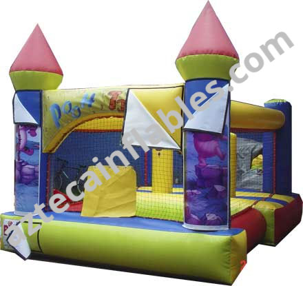 Decorado con lona desmontable en torres, travesal y pie.